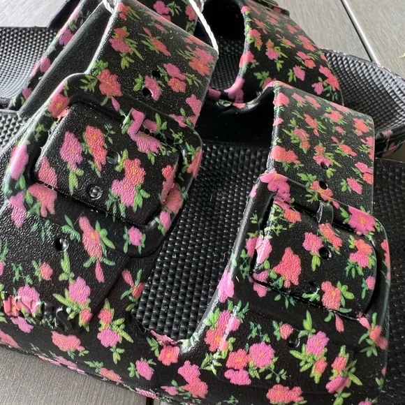 NEW!! FREEDOM MOSES FLORAL SLIDE SANDAL IN SIZE US 8-9 (EU size 38-39) - Picture 3 of 10